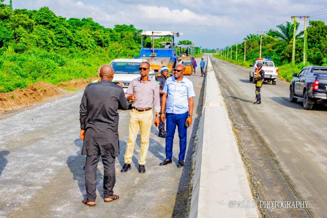 sograns's tweet image. H E Sir Siminalayi Fubara is committed to executing quality projects across Rivers State,  Emohua-Kalabari making steady progress.
m.facebook.com/story.php?stor…
#SimMediaVolunteers