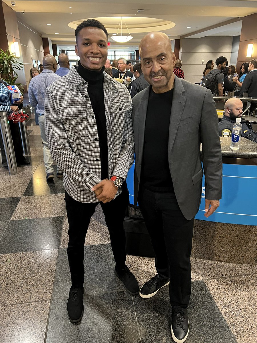 Wanted to thank our speakers today from the Around The Globe live from Atlanta headquarters. Had a chance to chat with Pascal about our quarterly earnings and the success we have had thus far with our fiber initiative leading the way.