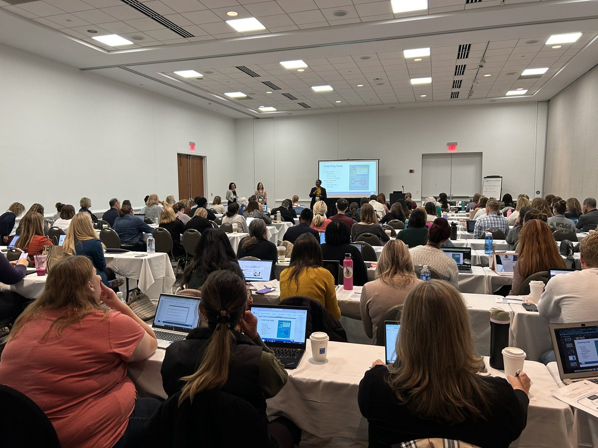 Halley Moses tweet media