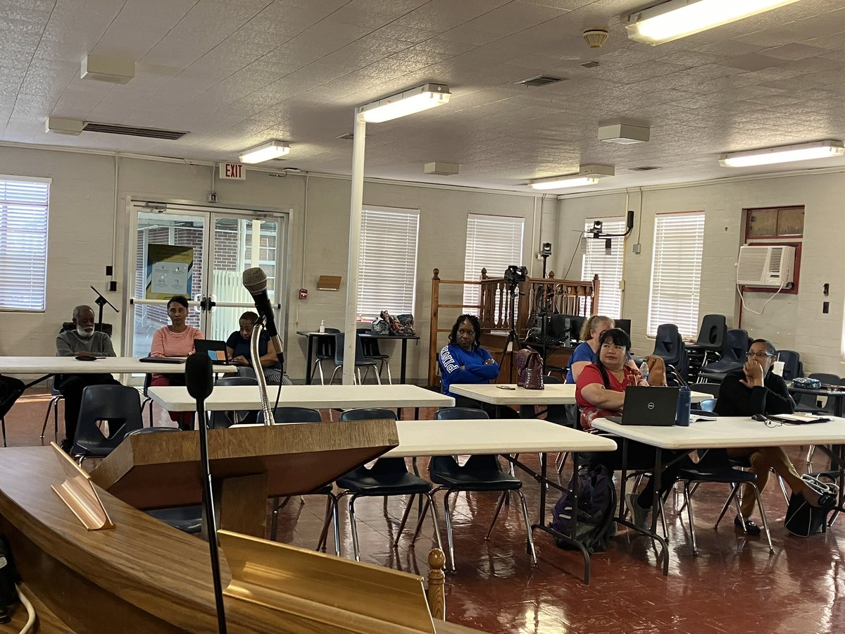 SJBPPSESS's tweet image. K-8 Curriculum Leaders are facilitating professional learning cycles monthly with our SJBP New Teacher Cohort. Today they are engaged in PD on effective planning practices and lesson internalization using HQIM! #ElevatingExcellenceEveryday 💚💛 @SJBPS118