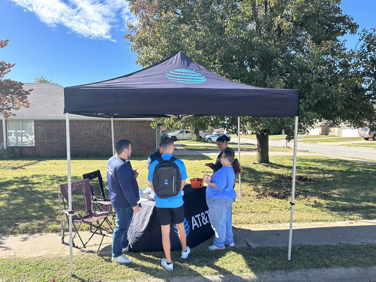 Jared Bradley (@jared_bradley9) on Twitter photo Out here in Springdale on this beautiful day with IHX <a href="/EdgarRGZ_/">Edgar Rodriguez</a> and ATTR <a href="/shelbysaldivarr/">shelby saldivar</a> spreading the good fiber word! <a href="/WesleyKyleNeal/">Wesley Kyle Neal π΅</a> <a href="/AlyssaMoore_12/">Alyssa Moore</a> <a href="/Farzad_Farokhi/">Farzad Farokhi</a> #WinAsOne #attfiber #KAMO Out here in Springdale on this beautiful day with IHX <a href="/EdgarRGZ_/">Edgar Rodriguez</a> and ATTR <a href="/shelbysaldivarr/">shelby saldivar</a> spreading the good fiber word! <a href="/WesleyKyleNeal/">Wesley Kyle Neal π΅</a> <a href="/AlyssaMoore_12/">Alyssa Moore</a> <a href="/Farzad_Farokhi/">Farzad Farokhi</a> #WinAsOne #attfiber #KAMO