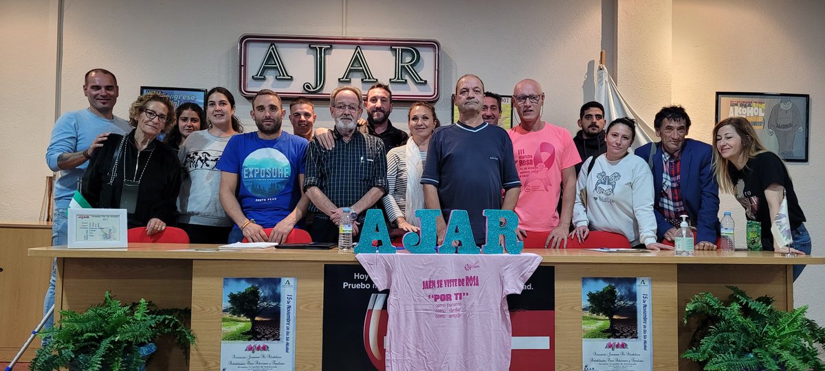 Hoy es el Día Internacional del #cancerDeMama y desde AJAR os animamos a seguir luchando, porque la gente valiente es la que inspira y da sentido a la vida ¡Mucha fuerza! ♀️