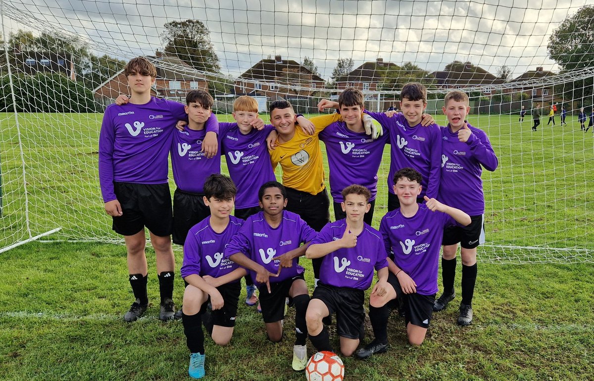 Great team performance by our Year 9's against Huntcliff this afternoon, coming out as 6-0 winners. Goals scored by Oliver (x4) and Alfie (x2) . All players performed brilliantly! Well done lads.