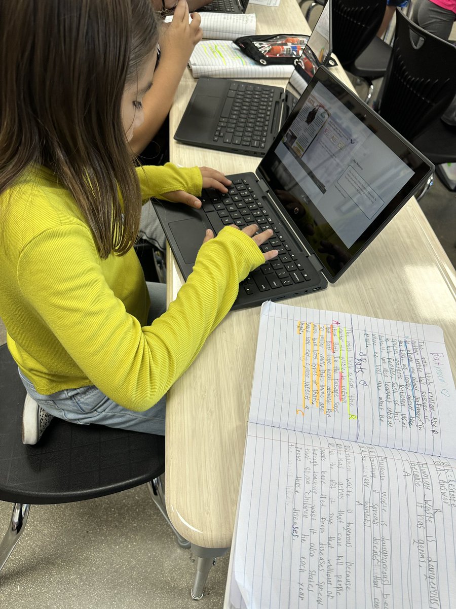 ARodriguez_FSES's tweet photo. L♥️VE watching these 3rd graders become strong and confident writers! It’s only October, and they can restate, answer, and cite text evidence…..and they’re learning to type those responses proficiently too! 🤩🤩 https://t.co/OzOQG3geHc