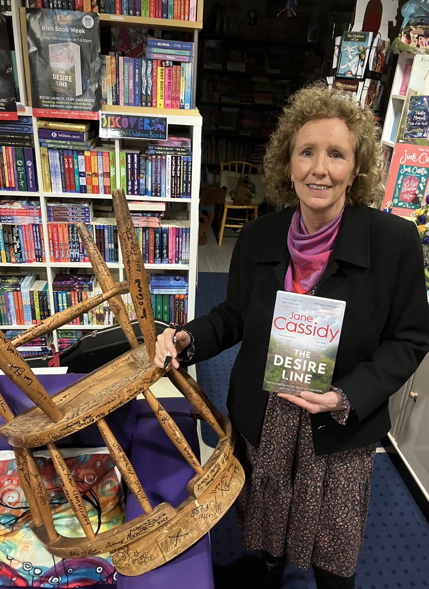 Little Acorns Bookstore tweet media