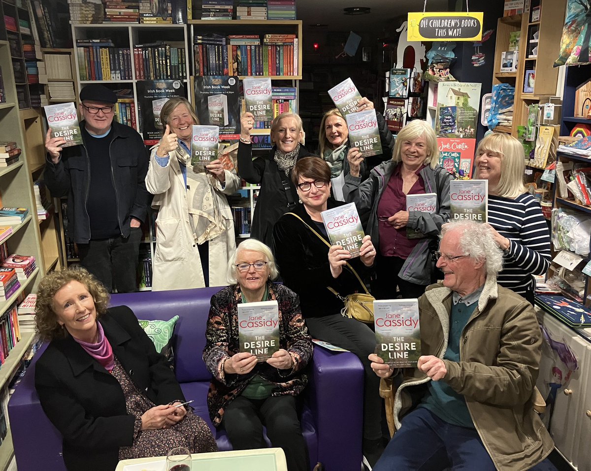 Little Acorns Bookstore tweet media