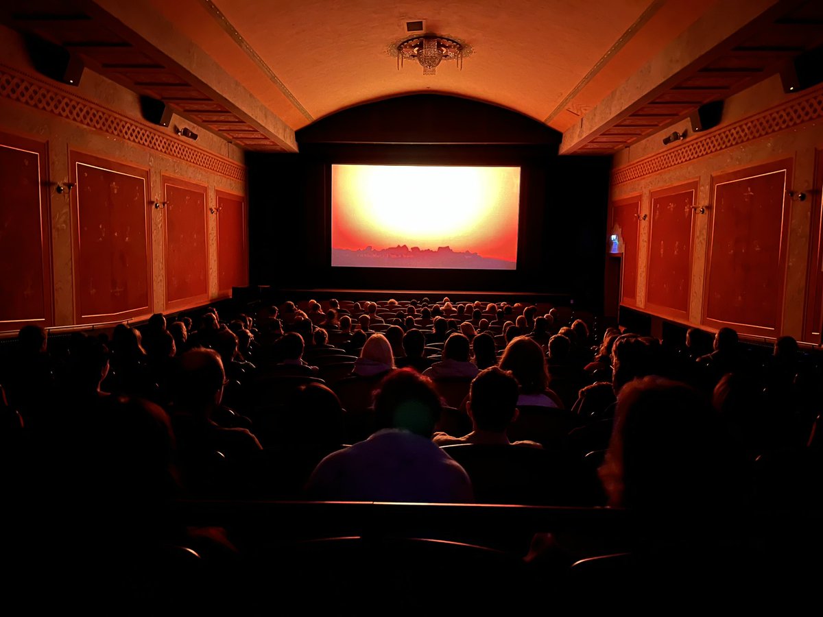 Så här såg det ut på #RödaKvarnBorås under kvällens Throwback Thursday-visning där 120 personer fick uppleva klassiska ”Exorcisten” (1973) på bio, en torsdag i Borås.