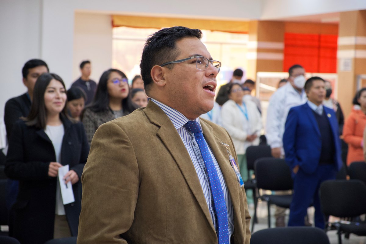 ¡Estamos en el cuarto día de la Semana de Énfasis Espiritual "Reflejando a Jesús" en la Clínica Americana!  A solo un día de nuestro aniversario, estamos emocionados de ver a todos los embajadores comprometidos en nuestros 101 años de vida institucional. #Aniversario101 🎉