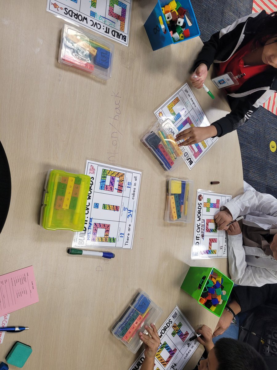 MrsTaylor7720's tweet photo. NEW CENTER ALERT!!!!  @mrsjones_2nd and I loooove Integrating our subjects.  My EGT group loved it too . #1to1 #centers #1stGradeMath #countingPractice @AliefISD @AliefLearns @ExplorersCol @MytraCunningham https://t.co/7Zt0oJoXrc