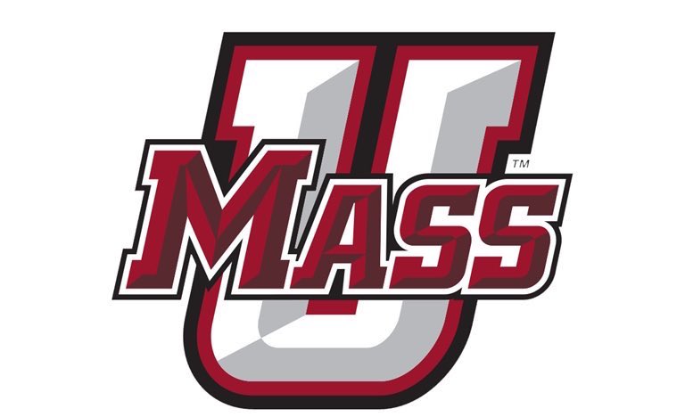 Desmond Bellot Jr (@desthefuture11) on Twitter photo After a great conversation with Coach Steele, i’m blessed to receive an offer from Umass❤️🤍 #GoMinutemen <a href="/UMassMBB/">UMass Men's Basketball</a> After a great conversation with Coach Steele, i’m blessed to receive an offer from Umass❤️🤍 #GoMinutemen <a href="/UMassMBB/">UMass Men's Basketball</a>