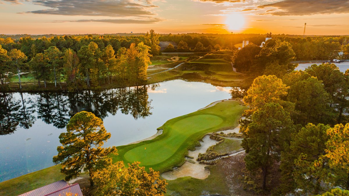 Experience Strantz in 2024.

Now accepting Stay &amp; Play requests for next year, including Stewart Cabin custom packages. 

tobaccoroadtravel.com/2024-golf-pack…

Reserve now before daily-fee tee times are available to the general public. 

[ photo by <a href="/carolina_pines_/">Carolina Pines Golf</a> ]