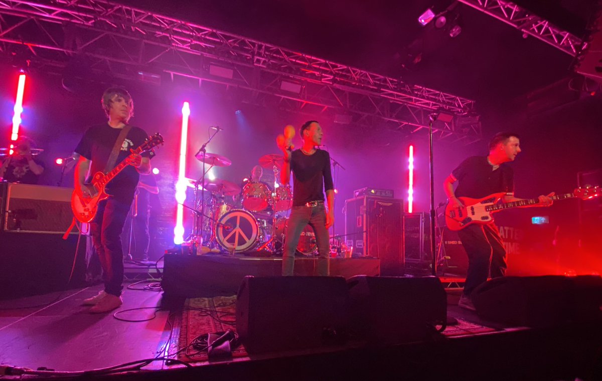 Just about 30 years since I first saw the mighty <a href="/shedseven/">Shed Seven</a> in Exeter (&amp; was lucky enough to meet them), I saw them for the 2nd time <a href="/TramshedCF/">Tramshed Cardiff</a> and they were immense!
