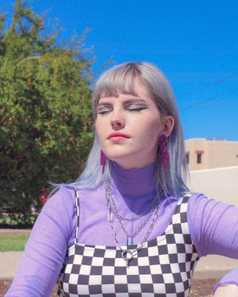 arcticfoxcolor's tweet photo. Come chill out with us 😉 ✨ ❄️  Whether it's Bleach, Please OR Sterling, these super cool and icy looks have us frozen with envy 🤩   #afsterling #afbleachplease 

@ihatedeanfromgilmoregirls in Sterling
@charr.marie in Bleach, Please
@vanilla.flat.white in Sterling https://t.co/PYI807vnsS