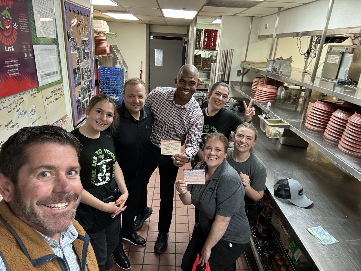 First time in Minnesota. Couple of things I learned:

1. People in Minnesota really are Minnesota nice
2. 🌶️’s should think about adding Hot Dish to our menu nationwide 😃
3. We have great ChiliHeads here! 

Can’t wait to come back and ice fish next time! 🎣