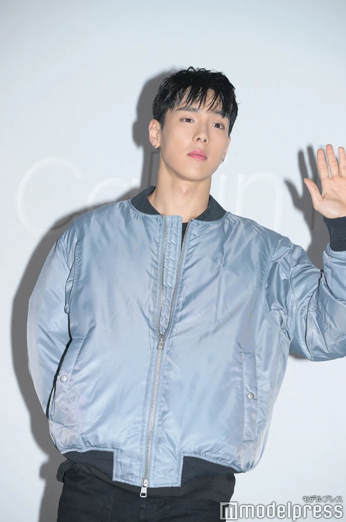 popconth's tweet image. 🔴 เมนใครบ้างเอ่ย~ ทำเอากรุงโตเกียว So Hot 🌡️เพราะงานเปิดตัวคอลเล็กชั่น #CalvinKlein Fall 2023 มัดรวมคนหล่อไว้หมดแล้ว ทั้ง #โรอุน , #จองกุก , #ไบร์ทวชิรวิชญ์ และ #ชยอนู อ่อร่า SO HANDSOME สุดๆ

#RowoonXCalvinKlein #JungKookxCalvinKlein #CalvinKleinxBright #CalvinKleinxSHOWNU…