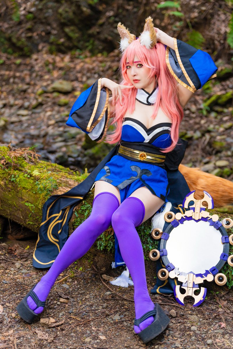 おは玉藻（546日目）🦊

川辺で撮影した通常キャス狐❤️
急遽長野に行くことになり準備中🚅
華金頑張りましょう❤️

📸<a href="/tep_apo/">あぽろ＠C107落選</a> 
🍃<a href="/shiroyamastudio/">【公式】城山スタジオ</a> 

#今日のタマ活 
#玉藻の前がいっぱい見れるタグ