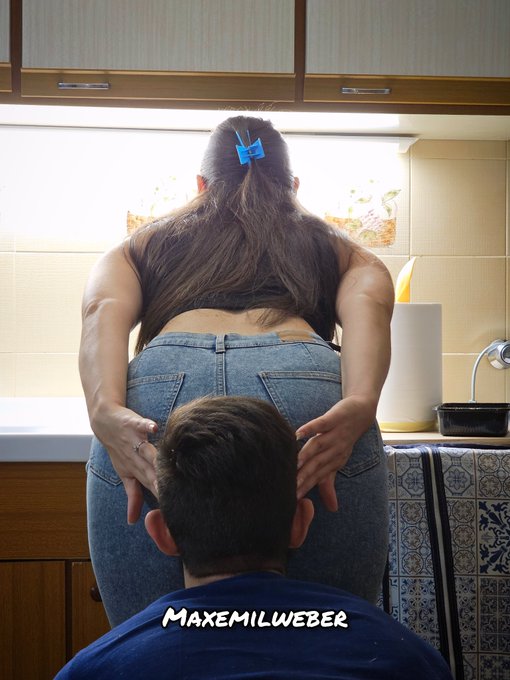 Our face farting sessions continue, I hope many of you come to my Only4ns, I love reading your comments<a href="/tag/fartfetish"class="tags"><span>#fartfetish</span></a><a href="/tag/facefarting"class="tags"><span>#facefarting</span></a><a href="/tag/toiletslave"class="tags"><span>#toiletslave</span></a><a href="/tag/girlfarts"class="tags"><span>#girlfarts</span></a>