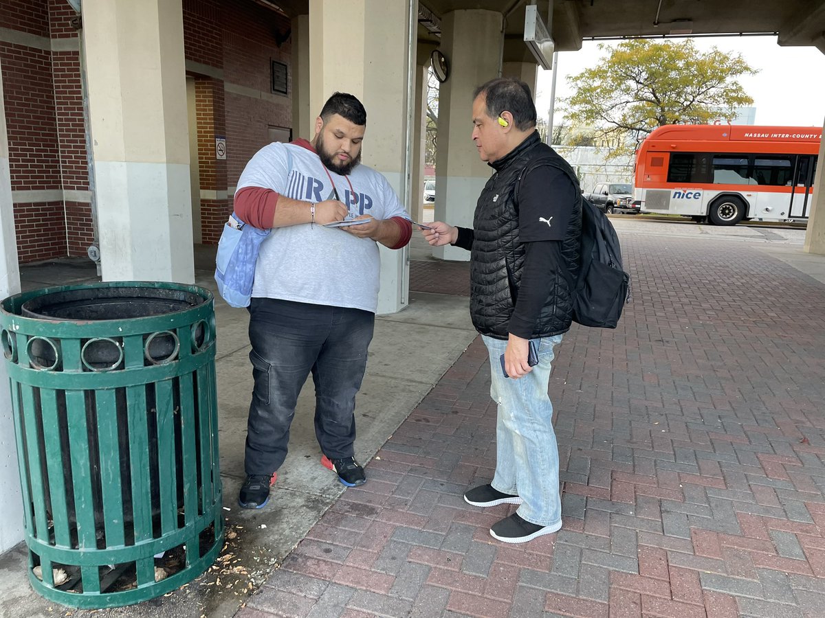 RAPPcampaign's tweet photo. Today we spoke with Long Islanders in Freeport about New York’s prisons. Many signed postcards to their State Senator in support of Elder Parole and Fair &amp; Timely Parole. One formerly incarcerated woman we spoke to said, “I changed my life and now I give back to my community.” https://t.co/TYJ2CPakQc