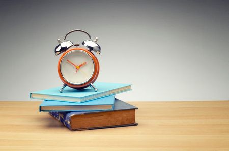 #PreguntaParaLibrófilos

¿Cuál es tu hora preferida para leer?