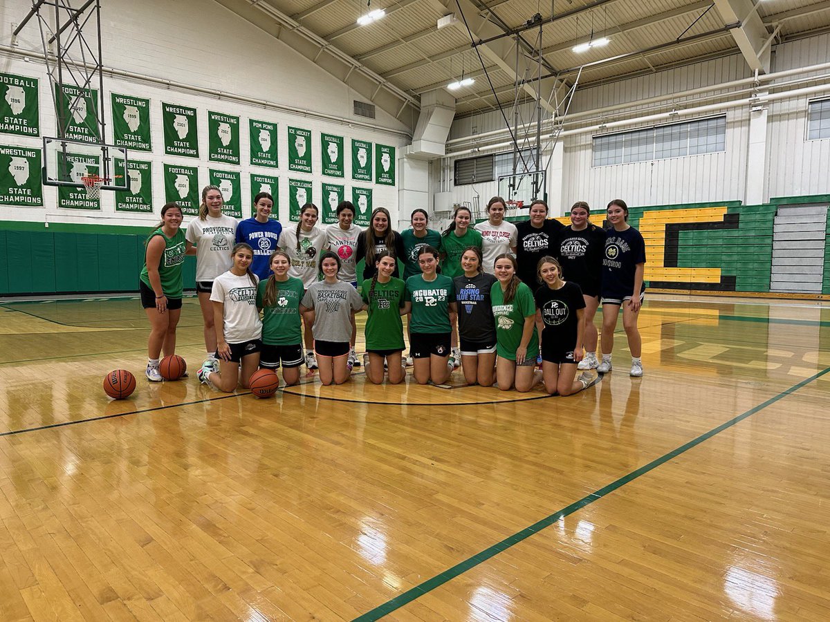 Look who showed up for our 6:00am work out today… always a pleasure seeing alumni <a href="/Leesie_26/">Annalise Pietrzyk</a> back in the building. Can’t wait to see you play collegiate ball at Hillsdale. 🏀💚