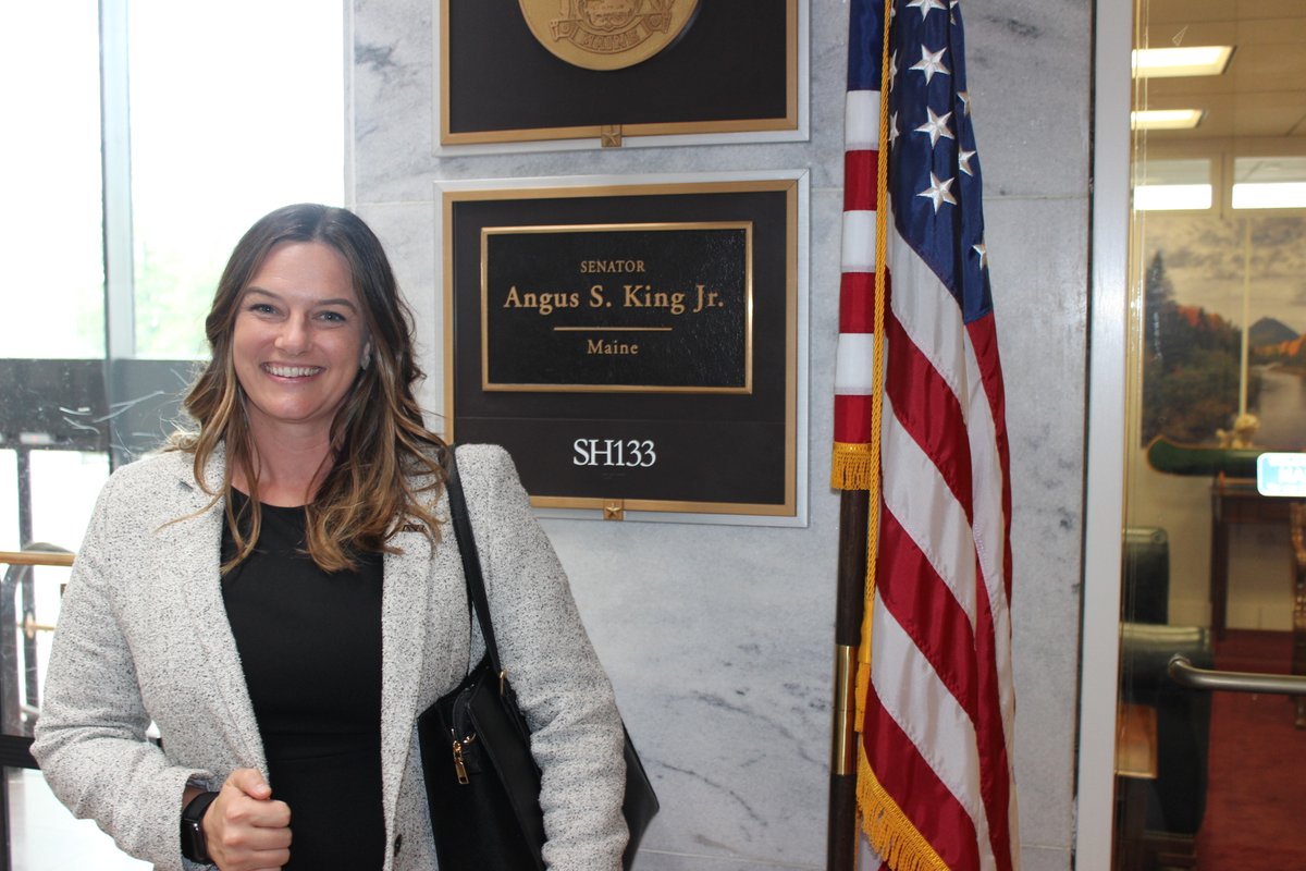 iava's tweet image. Just a handful of the meetings #IAVA Leadership Fellows put in the books this week 📸

Thanks to the Congressional offices for taking the time to discuss #PACTAct, #Cannabis4Vets research, supporting the transition from service member to veteran, and much more. #VetsRising