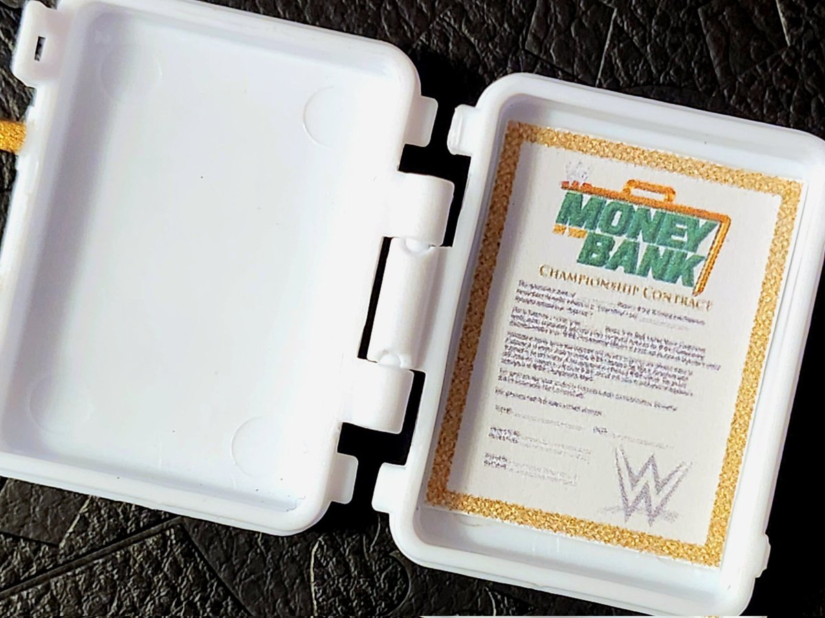 Made my own custom Money In The Bank contract, since the briefcase comes empty! Can't have that!

#mitb #wwemitb #wwe #wwefigures
