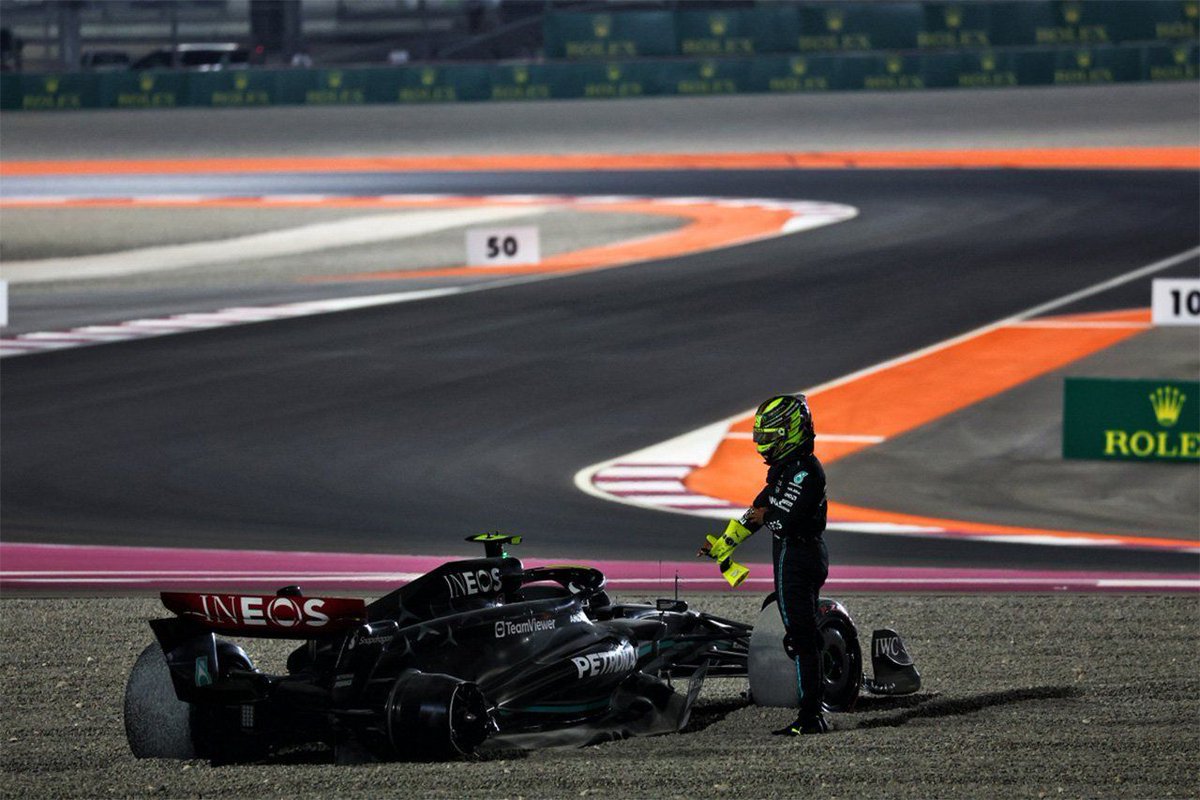 FIA、ルイス・ハミルトンのF1カタールGPでのコース横断事件を再検討
f1gate.co/406TDP1 

#F1JP | #F1 | #FIA | #ハミルトン | #F1カタールGP 🇶🇦