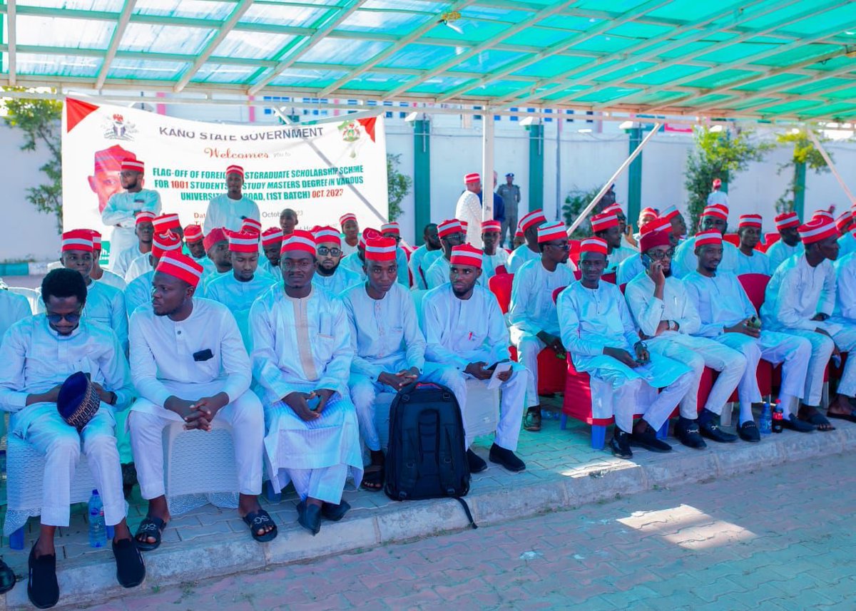 KwankwasoRM's tweet photo. Today, I joined Governor Abba Kabir Yusuf, the Emirs of Kano, Bichi and Rano, and other distinguished individuals at the send-forth ceremony for 1,001 indigenes of Kano, whom are departing for various destinations to pursue postgraduate studies under sponsorship of the Kano State Government. 

I commend Gov. Abba and his team for replicating the noble initiative we initiated during our administration. As I remarked at the event, I am sleeping a fulfilled father today. - RMK