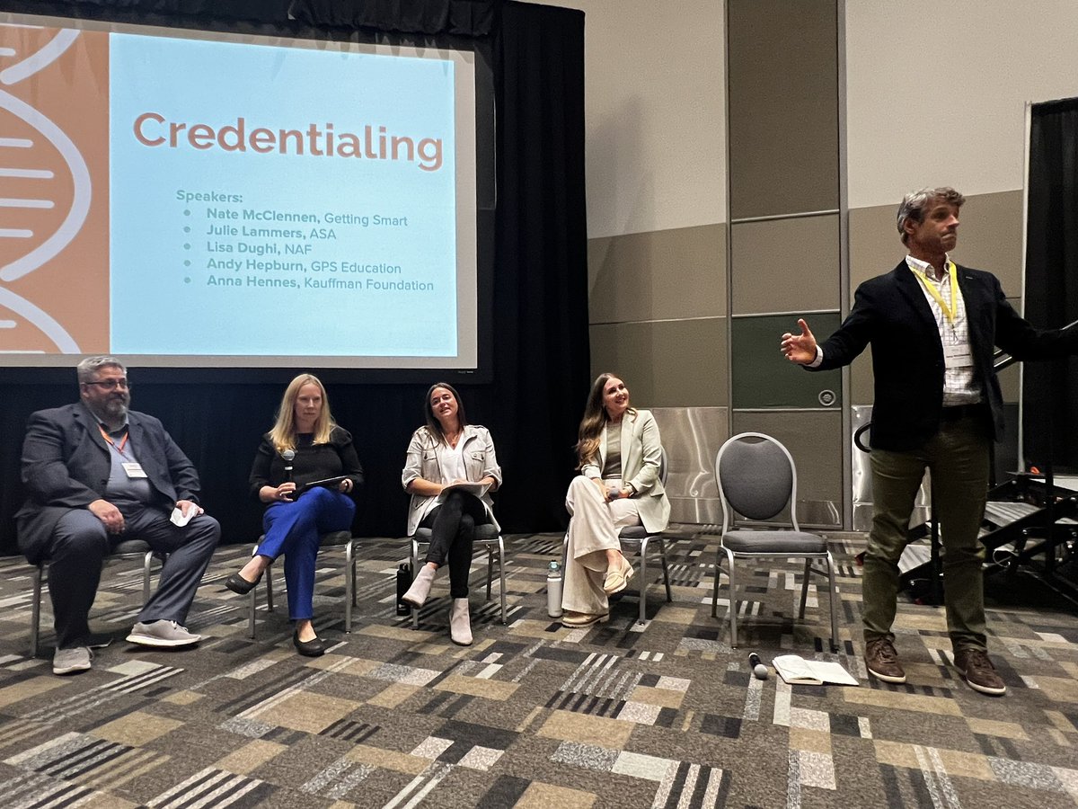 .@nmcclenn of @Getting_Smart alongside Lisa Dughi of @NAFCareerAcads, Andy Hepburn of @GPSEdPartners, Anna Hennes of @KauffmanFDN, & ASA’s @JulieRyder3 for a discussion on #credentialing at #NewPathways.
