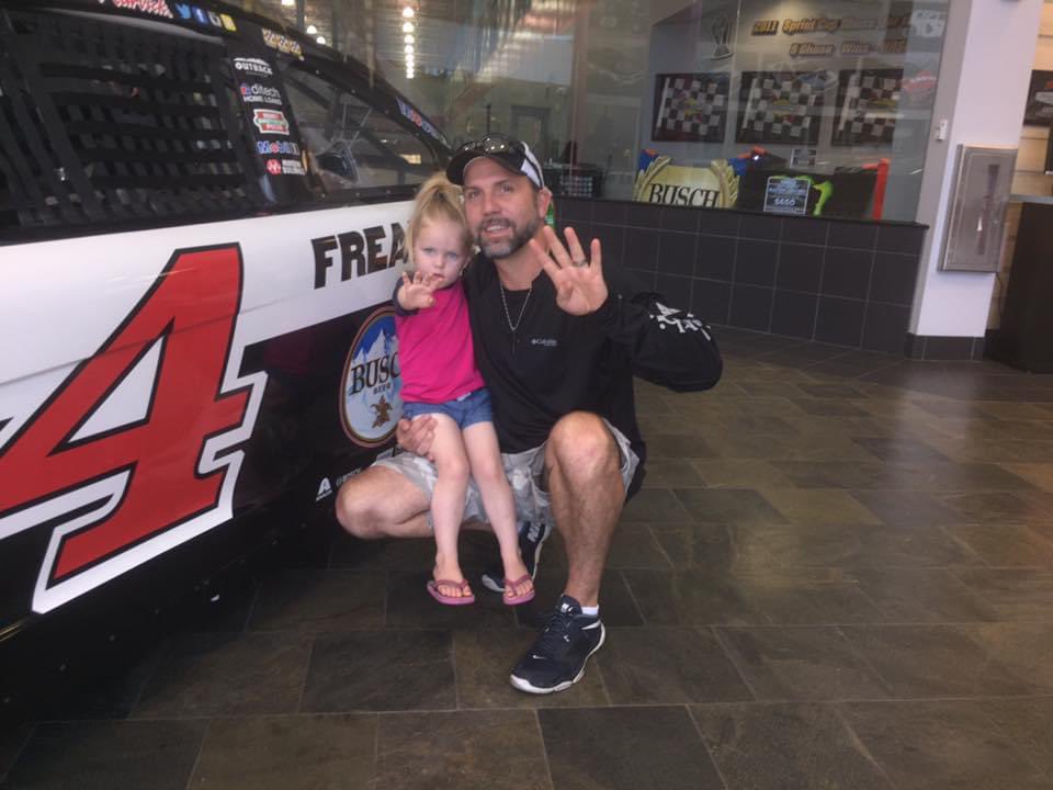 Was 7 yrs ago that we got to see the 4 and get a Freaky Fast pick. Has been a good run sir. Best wishes on your new adventures and get another win. <a href="/kevinharvick/">Kevin Harvick</a> #thx4memories