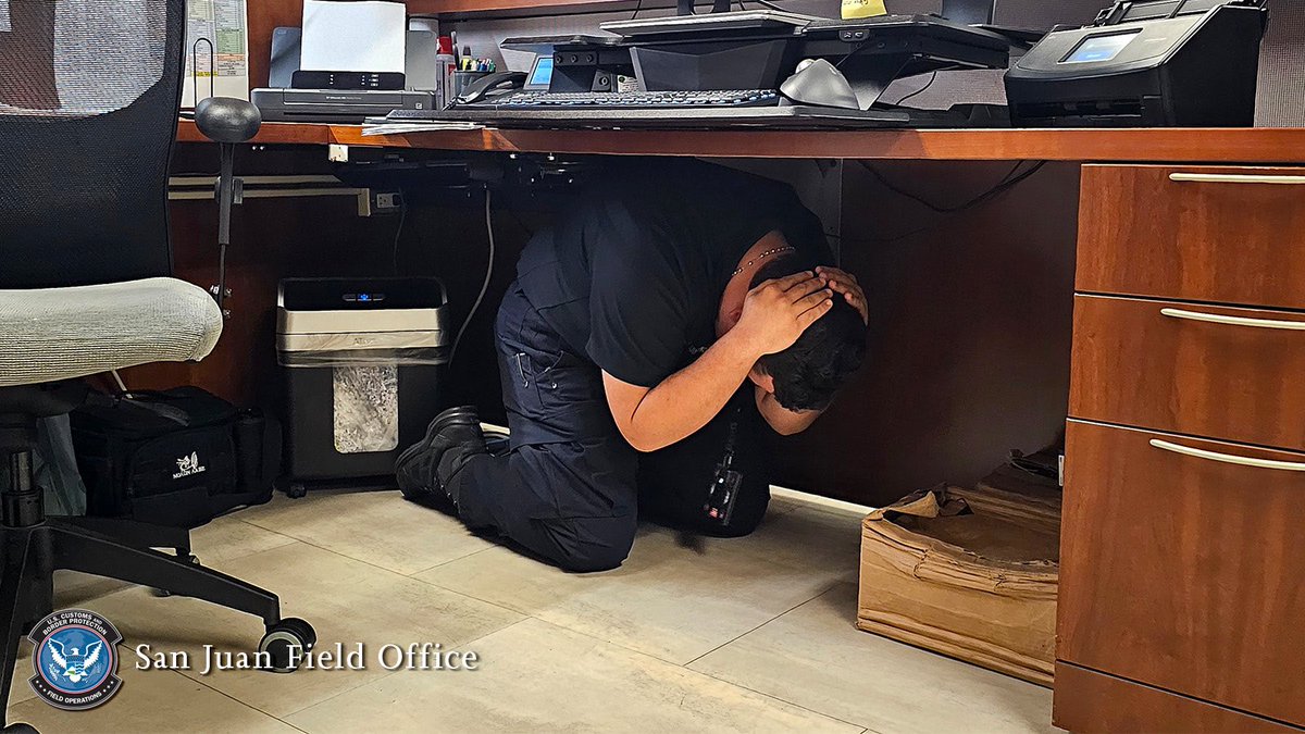 DFOSanJuan's tweet photo. It’s #ShakeOut time! Big thanks to @redsismica for coordinating this event. Here at @CBPCaribbean , we are ready to #DropCoverHoldOn and learn how to stay safe. #ShakeOut #EarthquakeSafety #DontWaitPrepare https://t.co/uUuCZrXZ0Q