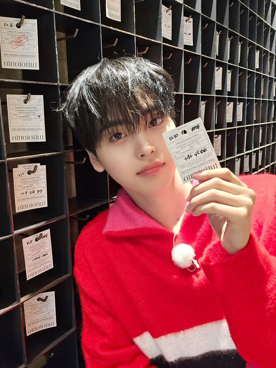 PortalCravity's tweet photo. [📸] 231019
#HotZIP Temporada 2
⠀
#CRAVITY #크래비티 #HYEONGJUN
#SUN_SEEKER
#Cheese #Ready_or_Not 
@CRAVITY_twt @CRAVITYstarship https://t.co/YXh25iKfR4