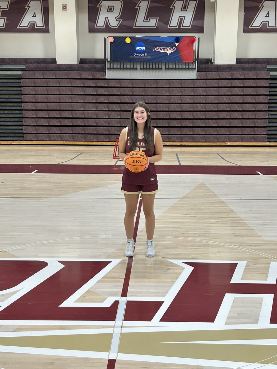 madisonyanka's tweet photo. After a great visit and conversation with Coach Adams and Coach Sims @EarlhamWBB, I am grateful to receive an offer to play at Earlham! @OOHS_GirlsBball @MidOhioPhoenix https://t.co/aELuBU8sbS