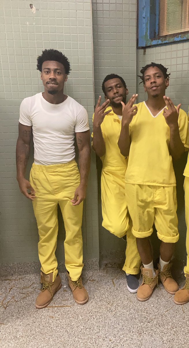 pstreet42's tweet photo. We made this jail shit look fun 🤣❗️ #FreeDaMembers🔓 https://t.co/8gXfEOWfJx