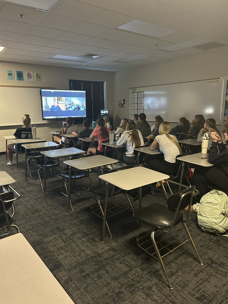 ACJaguarVB's tweet photo. We can’t thank @Doc_elitemind enough for a great post-season mindset reset. We had some great conversations and a great practice too! We’re ready! #OUTTEAM #ACALLDAY https://t.co/kQNdlDUAZT