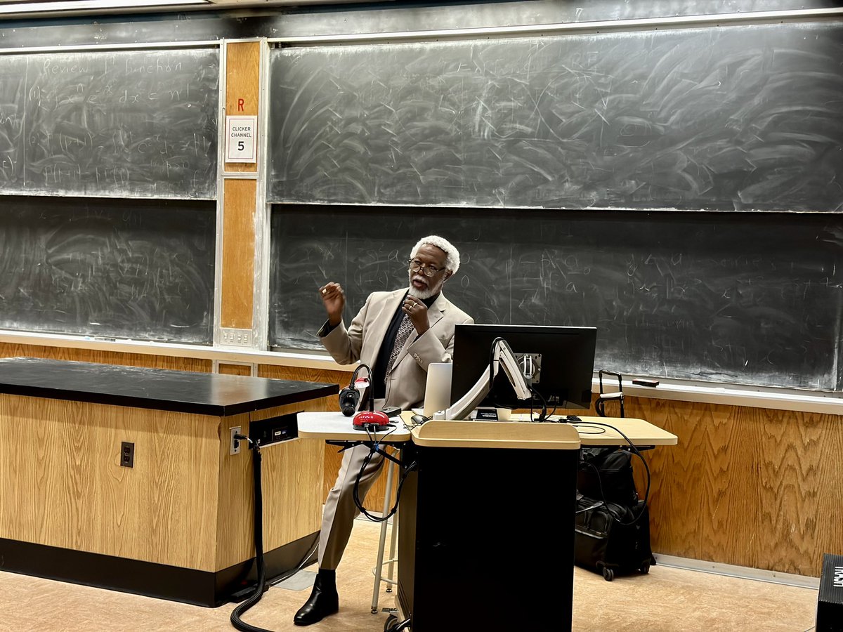UMDscience's tweet image. A huge #ThankYou to @UMDPhysics and @UMDPublicPolicy Distinguished University Professor Jim Gates for recounting his complex and fascinating #BlackInSTEM journey at our Fall 2023 Dean's Voices of Inclusive Excellence Lecture!