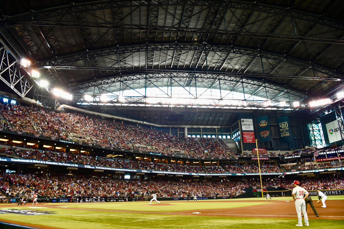 47,075 of you showed up on a Thursday afternoon to create chaos and cheer on our #Dbacks. We love y’all. 🥹🫶