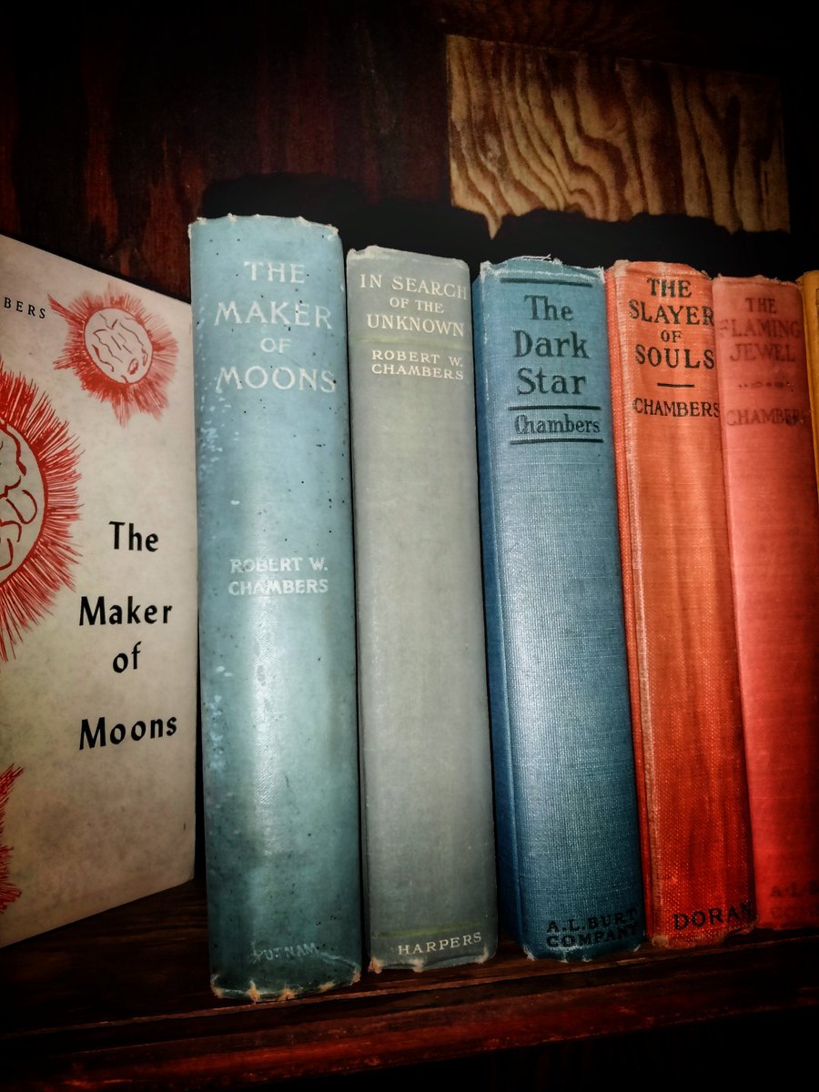 Weird_Friction's tweet image. Some recent Weird shelfies for #BookTwitter.