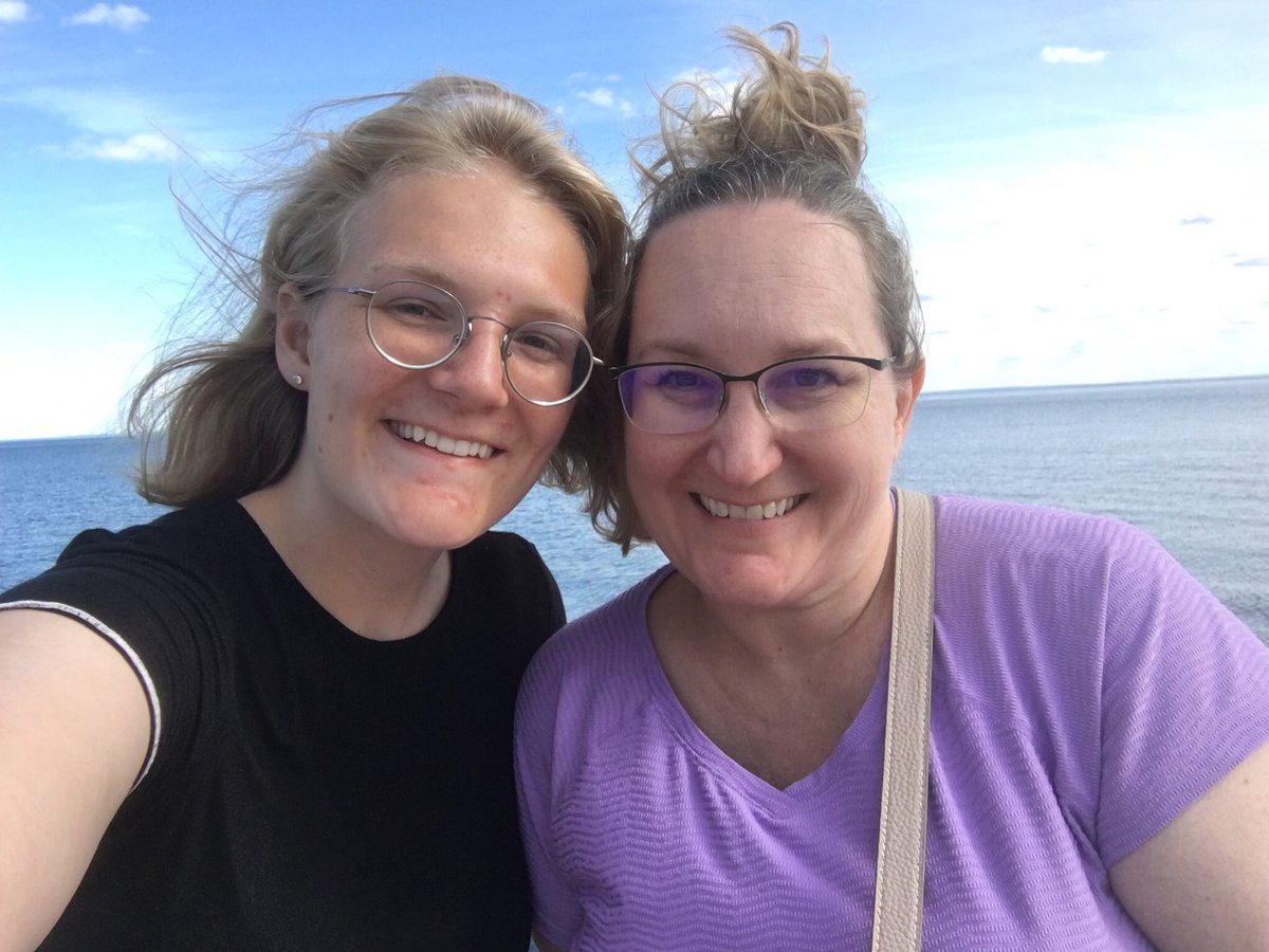 Amy_K_Schultz's tweet photo. Happy Birthday to my beautiful and amazing daughter, Rachel! 💜 

I love you and I'm so very proud of the kind and strong person you've become. https://t.co/KUSXAQiPP8