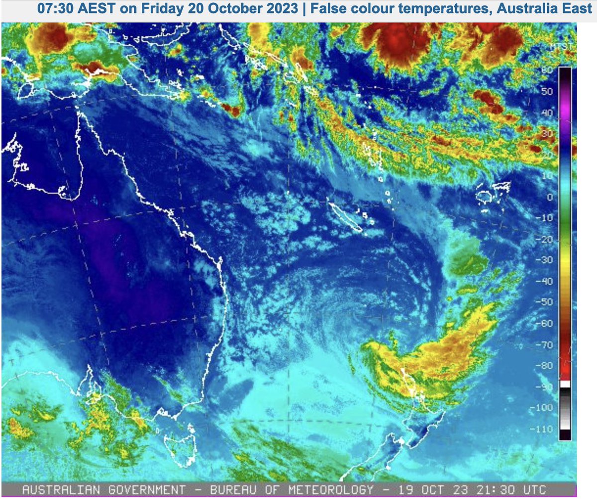 StefArmbruster's tweet photo. Moderate chance of #tropicalcyclone developing early next week in Coral Sea before season starts Nov 1. Tracks predict east of #Vanuatu, south of #SolomonIslands and north of #NewCaledonia.
https://t.co/V18kUHZDUG via @meteologix
#01U #70P #Pacific @BOM_au https://t.co/DQ0ZrPRaq3