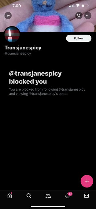 This person isn&rsquo;t me, I&rsquo;m aware they are using my photos&hellip; https://t.co/hIZBmpnrtD