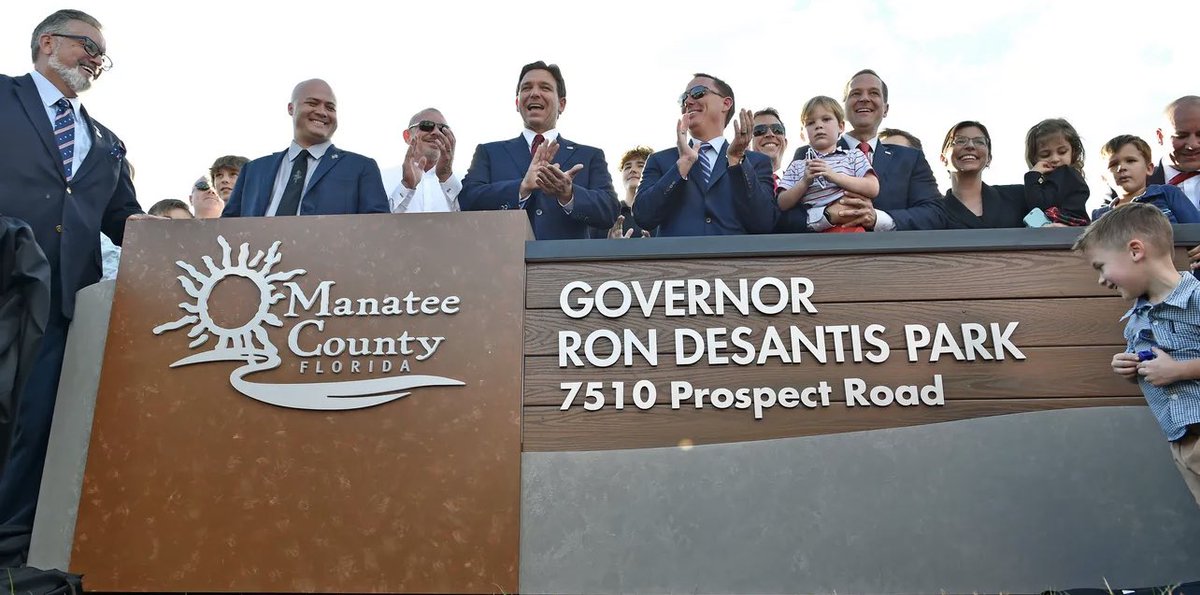 tbenderphoto1's tweet photo. 🫐:/ #HTPhotoGallery #PHOTOS
#FloridaGov. @GovRonDeSantis Park Opens in #ManateeCounty

👀👉🏼 https://t.co/KGXwPHYV8g

👉🏼#Inspiring👉🏼 #Educating
👉🏼 #Empowering 👉🏼#BreakingNews 
👉🏼#StayInformed  👉🏼#ReadAllAboutIt 👉🏼@HeraldTribune 
👉🏼#SupportLocalJournalism
@VisitBradenton @RedHuber https://t.co/cSxQjxibKL