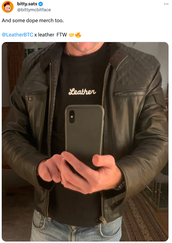 LeatherBTC's tweet photo. Shoutout to @bittymcbitface for showing off our Leather merch 🖤
Who else wants to be on #TeamLeather? 😎 https://t.co/m2vkjh6zbF