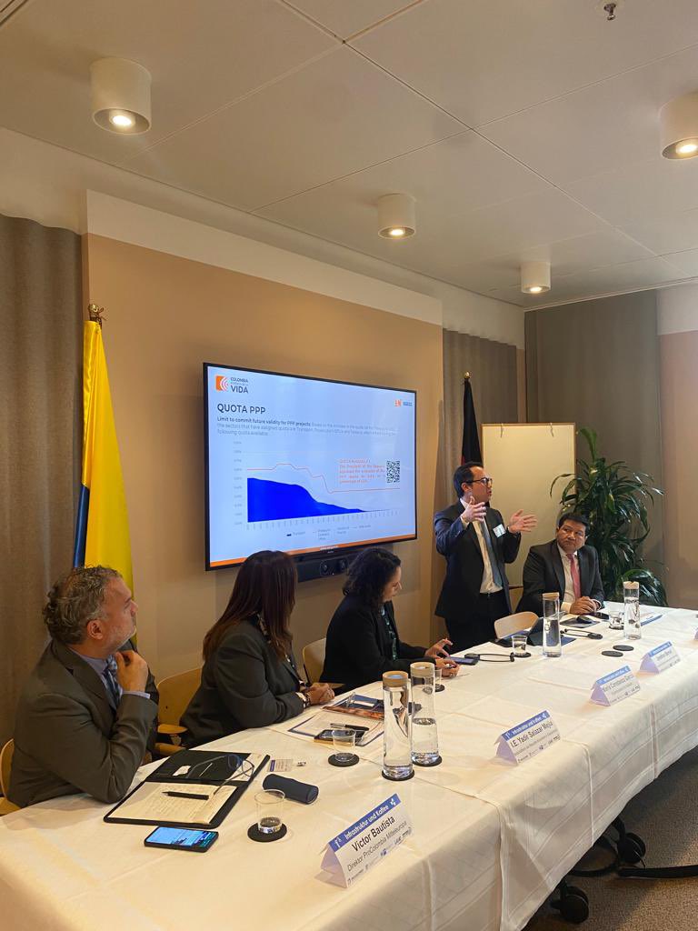 👷🏻‍♂️La visita permitió que empresarios del antiguo continente conocieran las oportunidades de inversión en la infraestructura férrea, aeroportuaria, carretera y portuaria, principalmente en los proyectos La Dorada-Chiriguaná 🚈,✈️ de Cartagena y San Andrés, y 🛣️ de Pasto-Popayán.