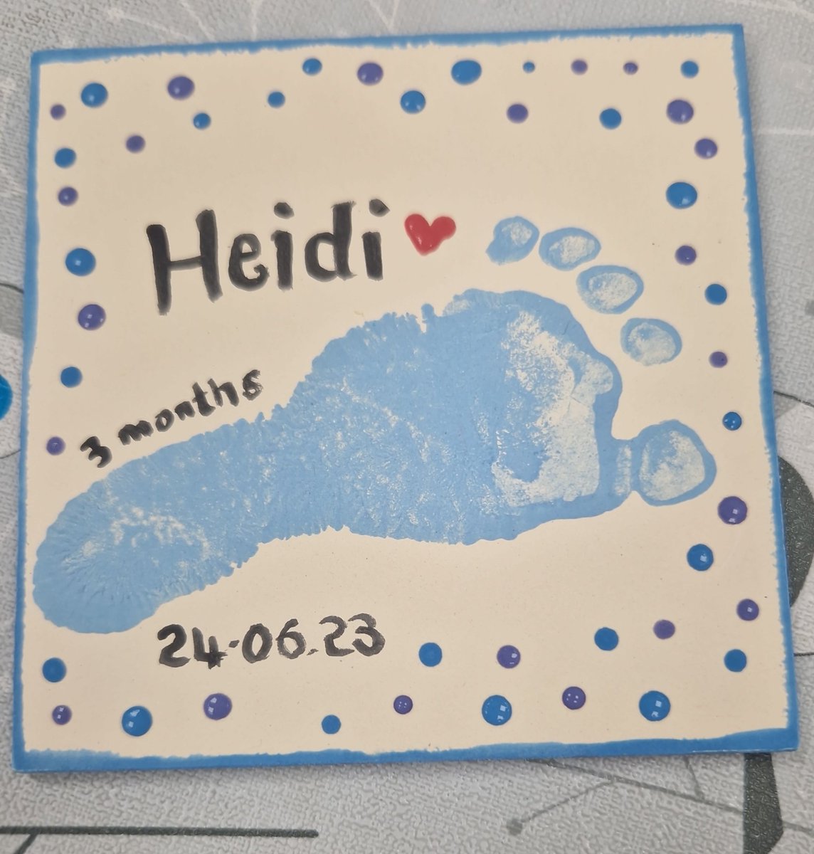 Teeny tiny toes
<a href="/LittleBiscuit00/">LittleBiscuit</a>