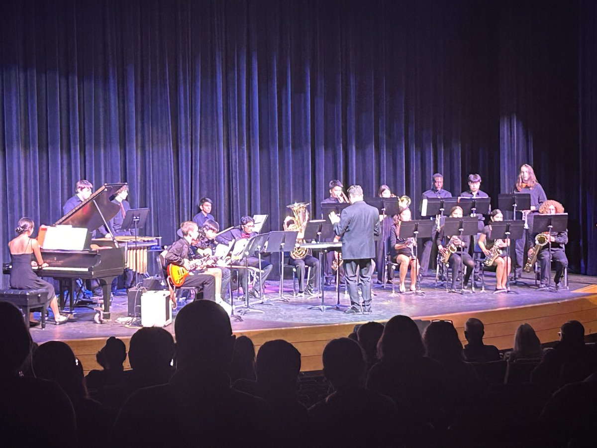 Congratulations to The Bromfield jazz band and chorus. Great performances!