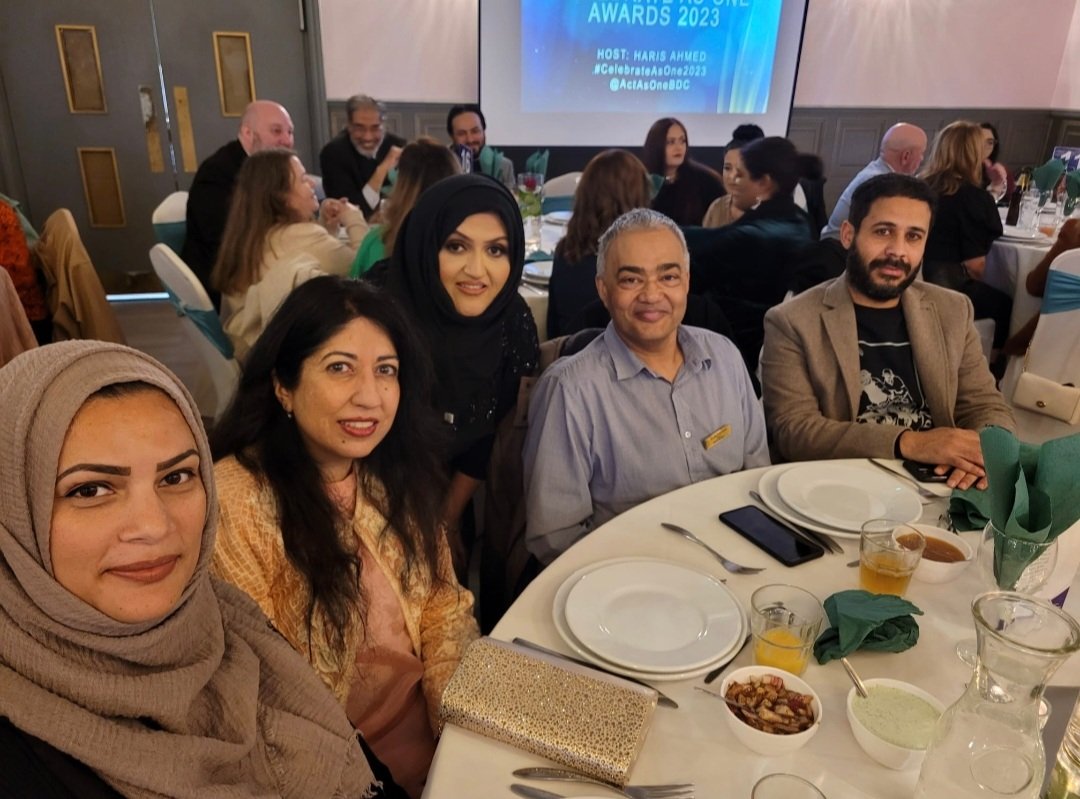 Lovely evening at the @ActAsOneBDC award. Celebrating our #PCN & @T4HCP healthcheck project, with @KensPartnership @SurgeryCity @pictonmedical @BiltonMed @Safina_Haque @SohailBCCG