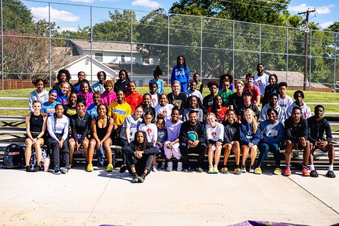 Had an amazing experience at <a href="/JUMPSmartTexas/">J.U.M.P. Smart Texas</a> Camp this weekend!! So grateful for all of the coaching and learning, getting ready for season💪