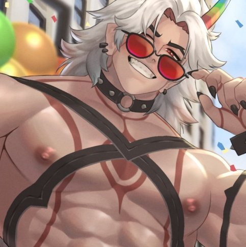 Eyes are up there, pretty. ❤