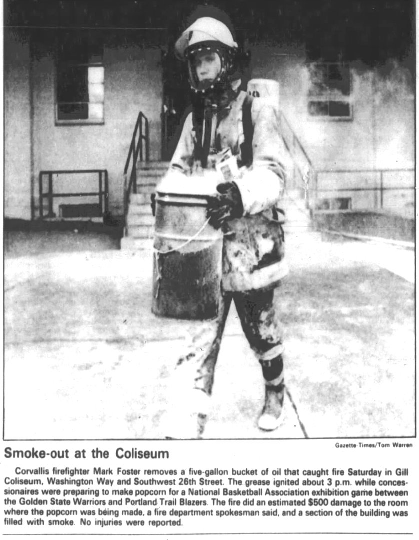 77Blazers's tweet photo. Oct 22 1983 - There was a minor fire prior to @trailblazers / @warriors exhibition game at @Gill_Coliseum 
Former @BeaverMBB #LesterConner scored 14 pts in GS 124-120 victory vs #Blazers

#RipCity #DrexlerRookieYear https://t.co/tzsoIj7yPK